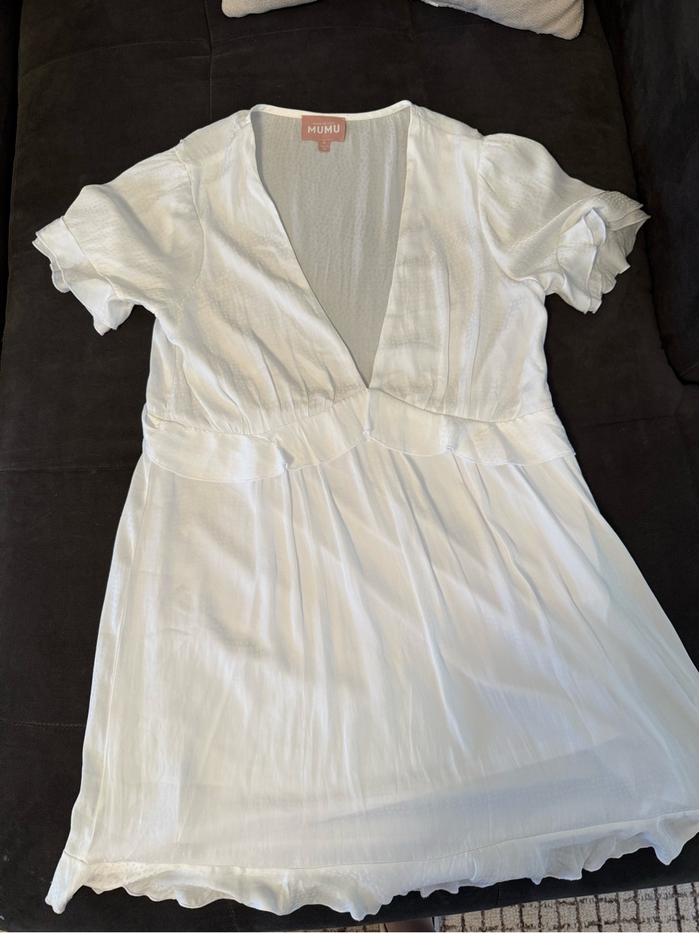 Show Me Your Mumu White V-Neck Short Sleeve Dress